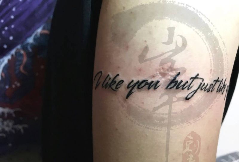 小字母纹身图片_清新成品手臂字符纹身图案