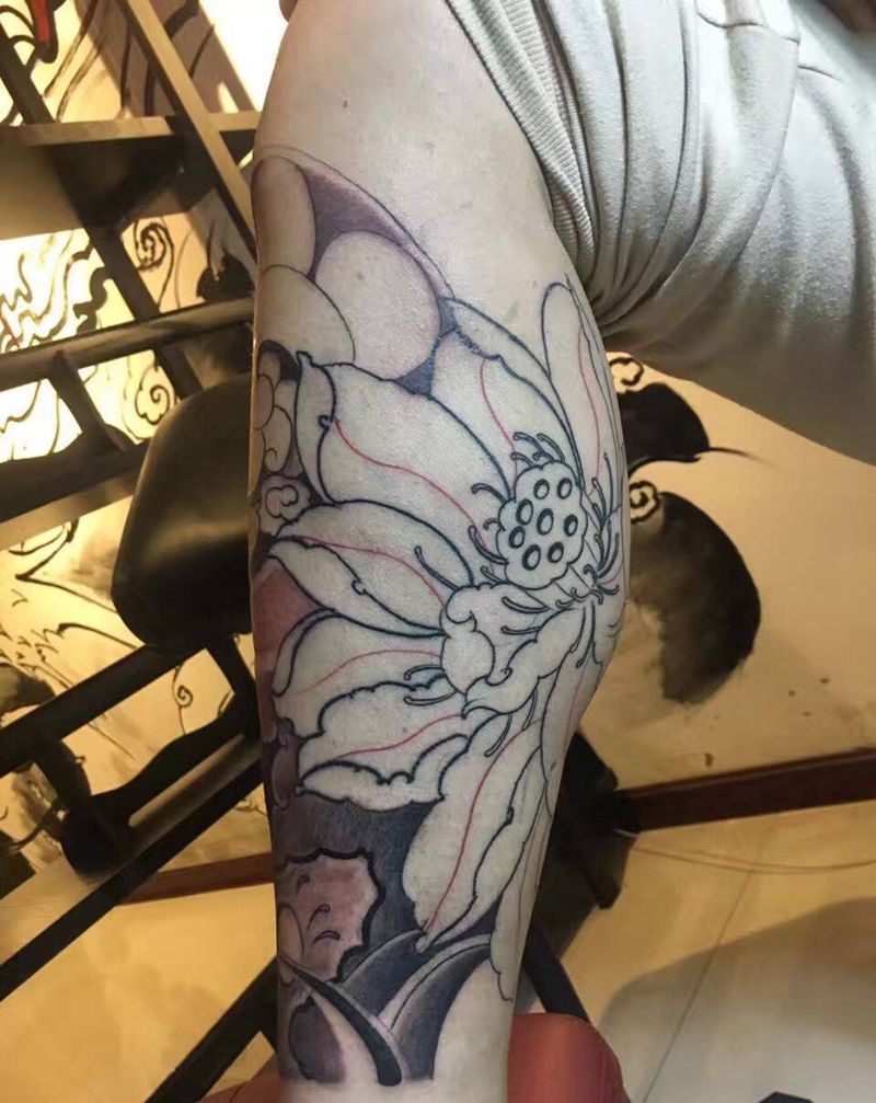 莲纹身图片