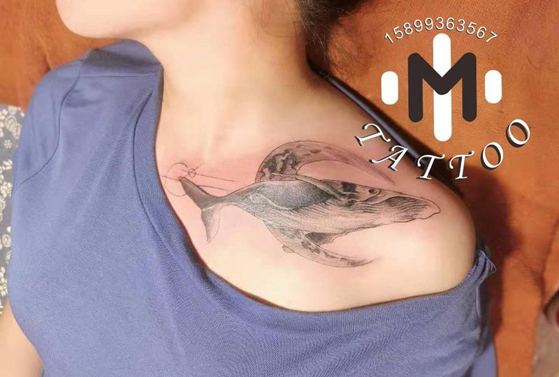 鲸鱼纹身图片_肩部几何新传统纹身图案