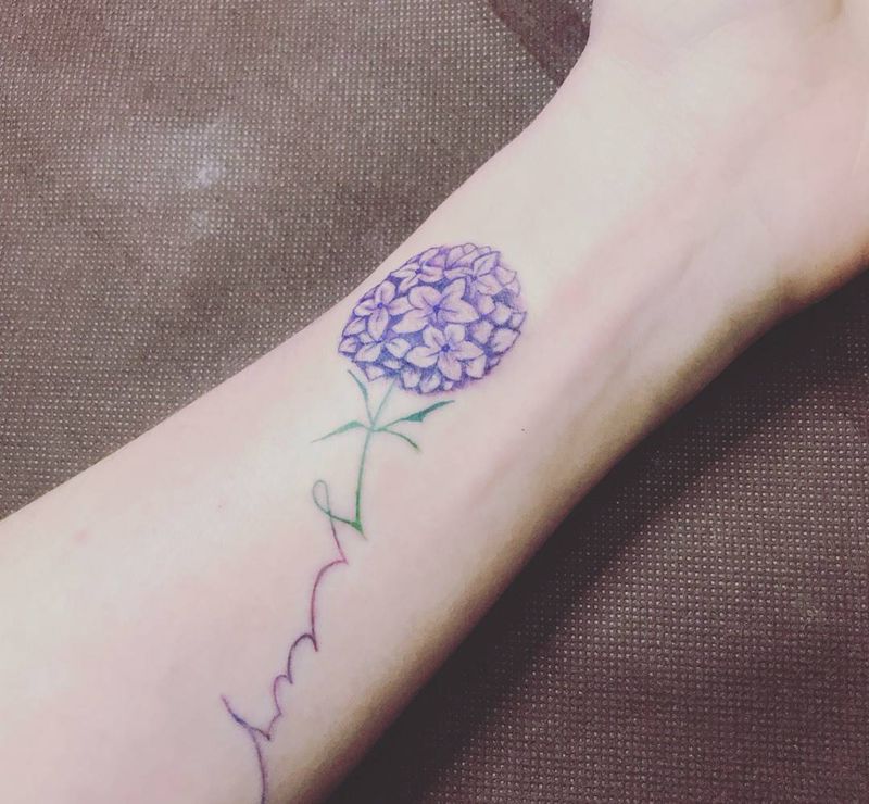 繡球花纹身图片