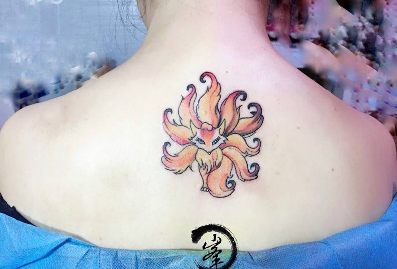 九尾狐纹身图片