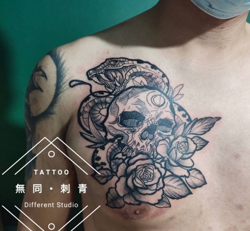 原创稿纹身图片_胸部纹身图案