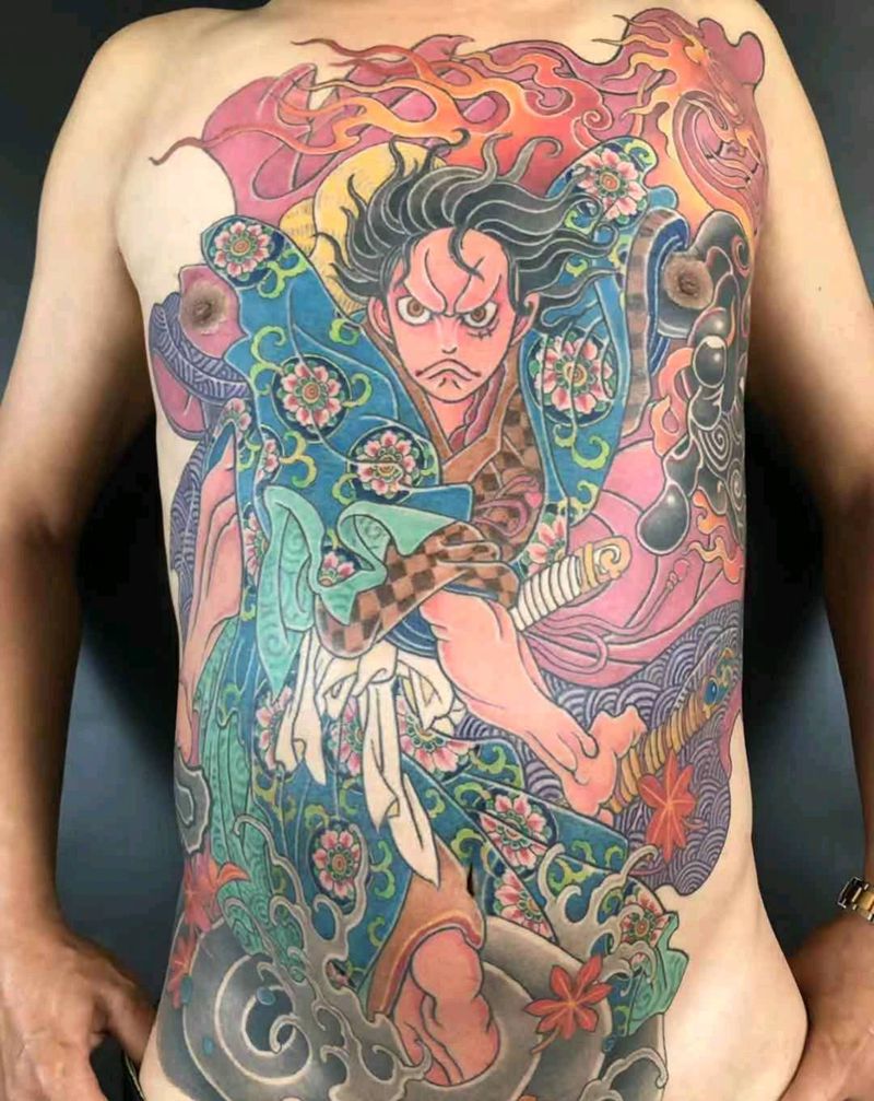 路若丸纹身图片_胸部老传统纹身图案