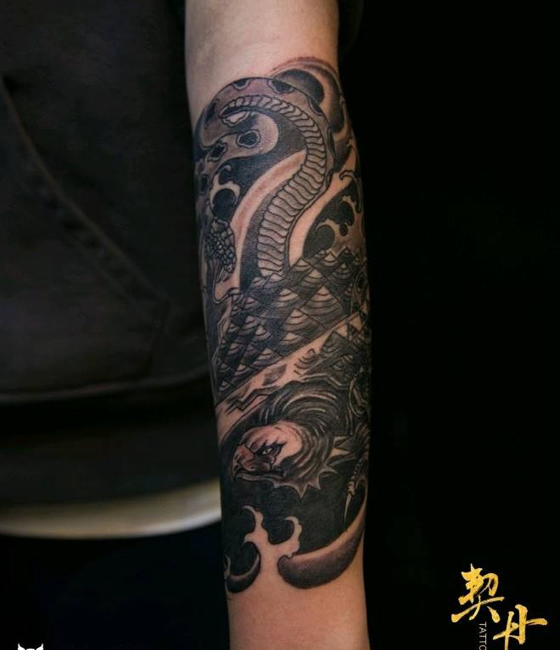 龟与蛇纹身图片