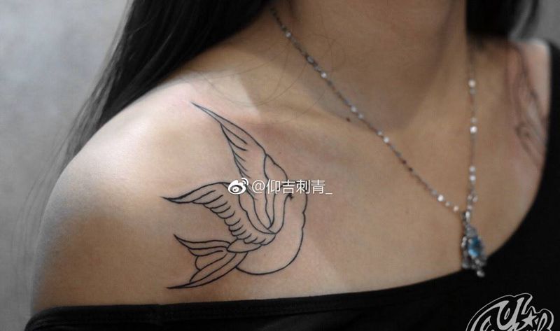 对燕纹身图片