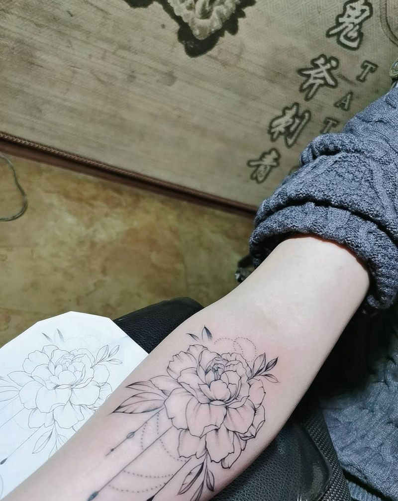 素花纹身图片_手臂素花纹身图案