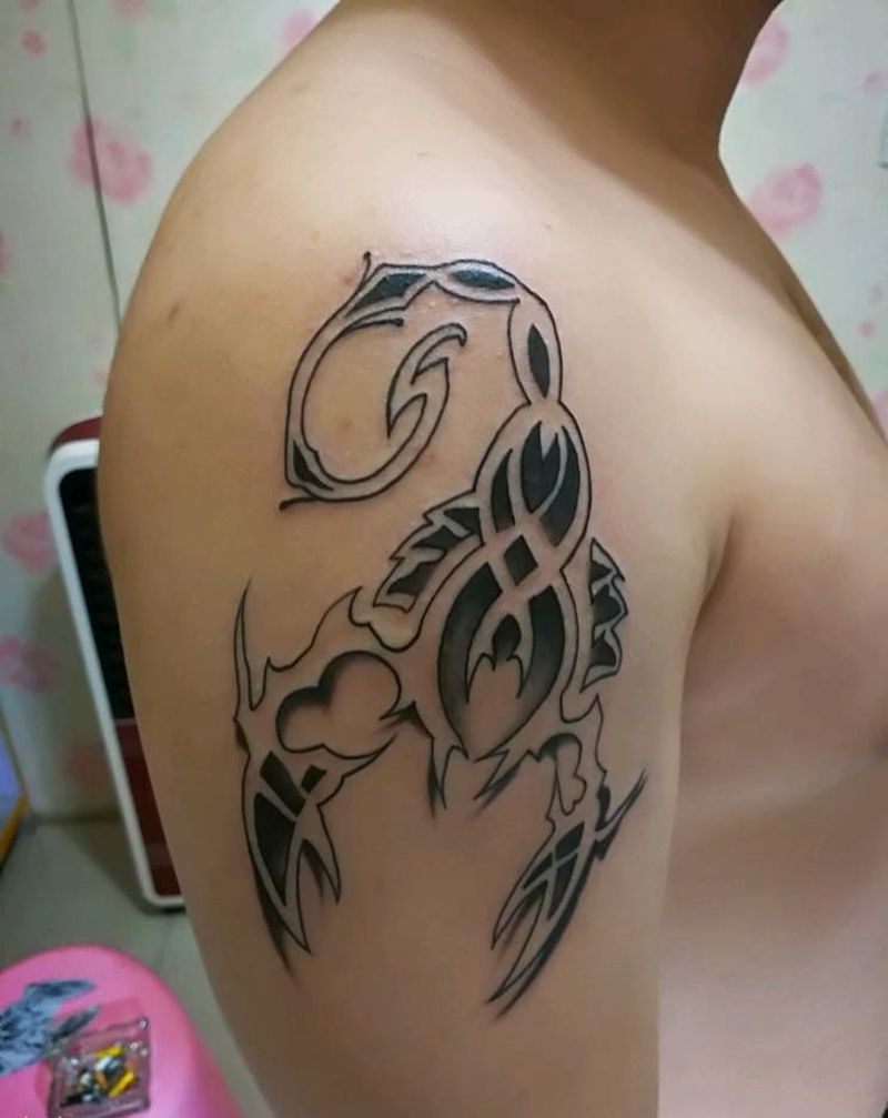 蝎子图腾纹身图片_肩部动物图腾成品纹身图案