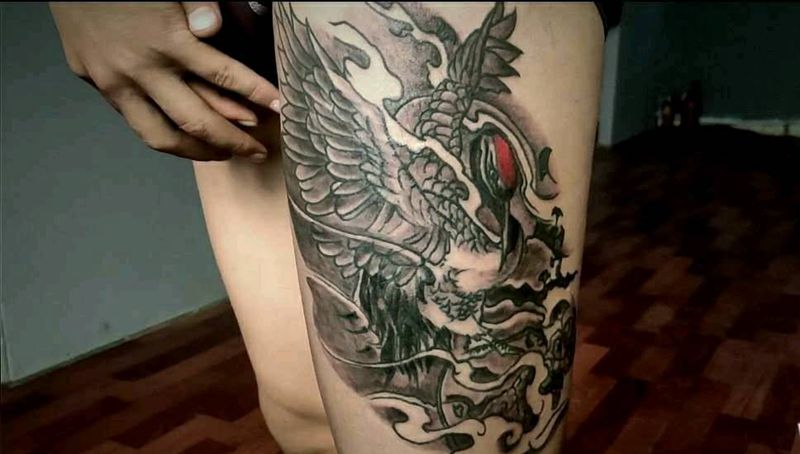 鹤纹身图片_腿部脚部老传统鹤纹身图案