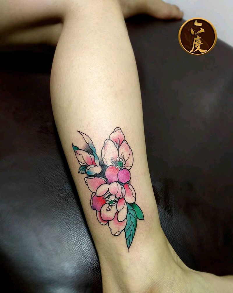 花纹身图片_腿部纹身图案