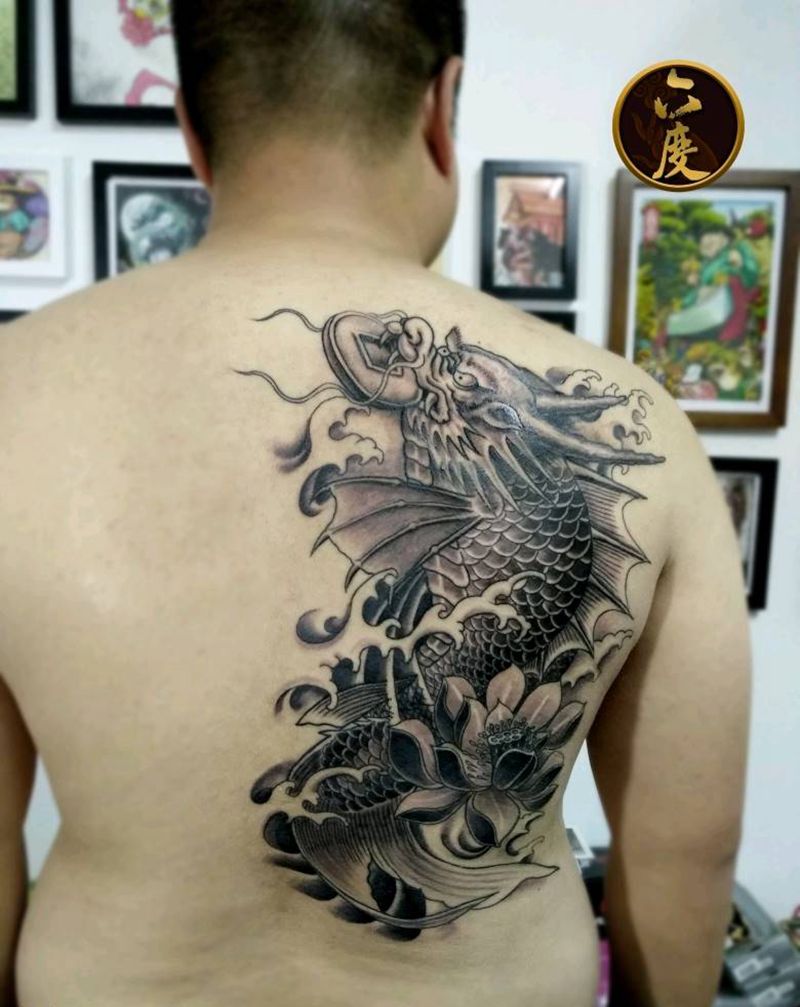 鳌鱼纹身图片_背部传统动物成品纹身图案