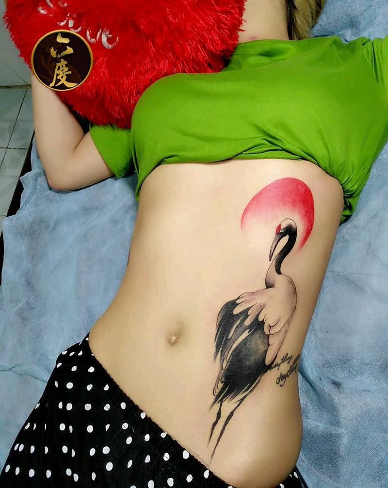 鹤纹身图片_水墨纹身图案