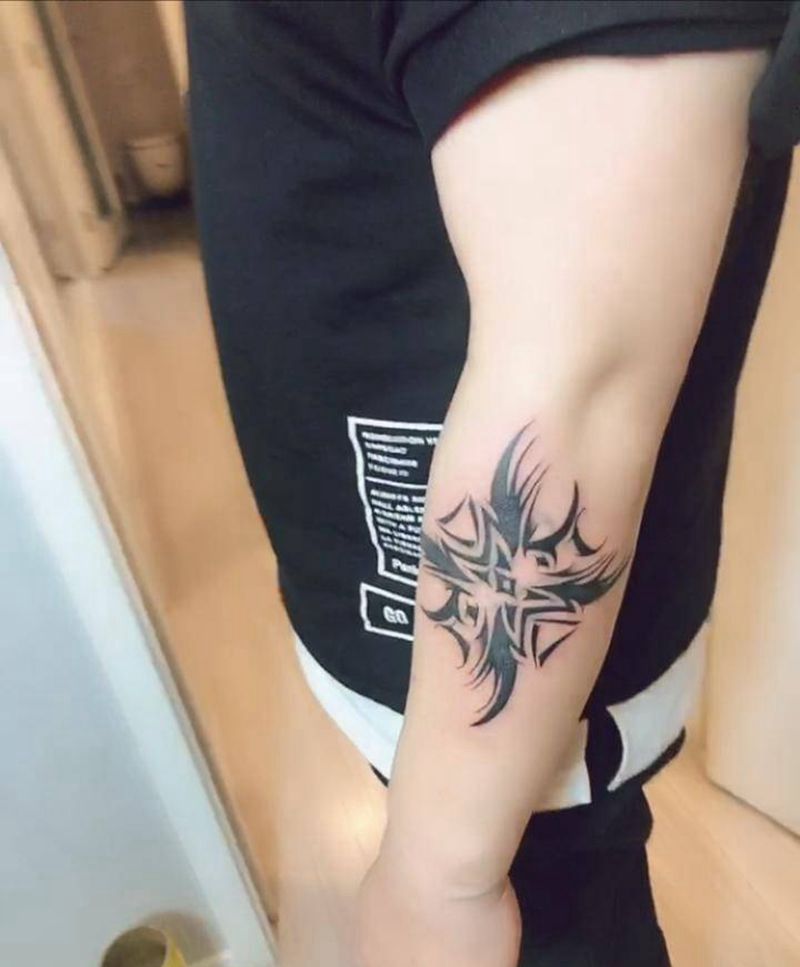 图腾遮盖纹身图片_手臂纹身图案