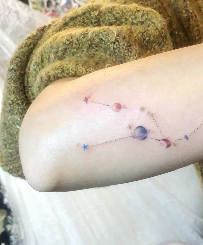 星座纹身图片_手臂水彩纹身图案