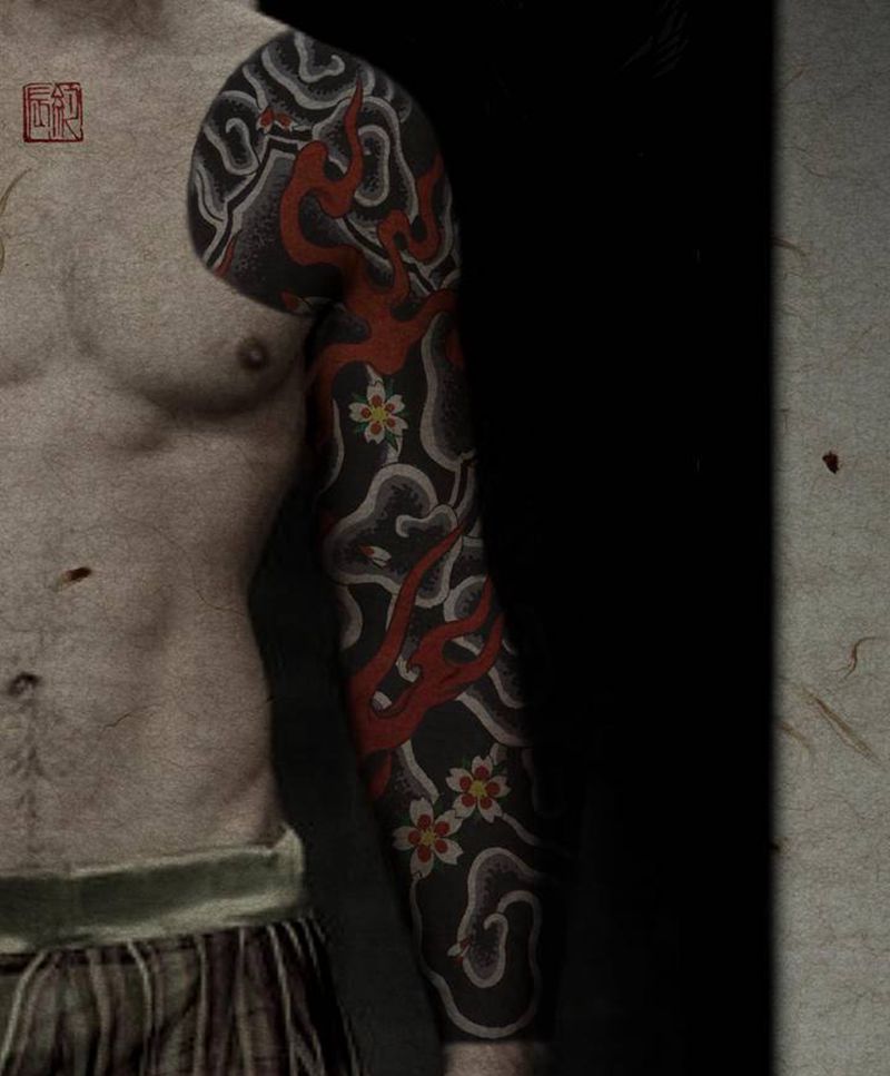 火，花臂，手稿纹身图片_手臂新传统老传统火花臂手稿纹身图案