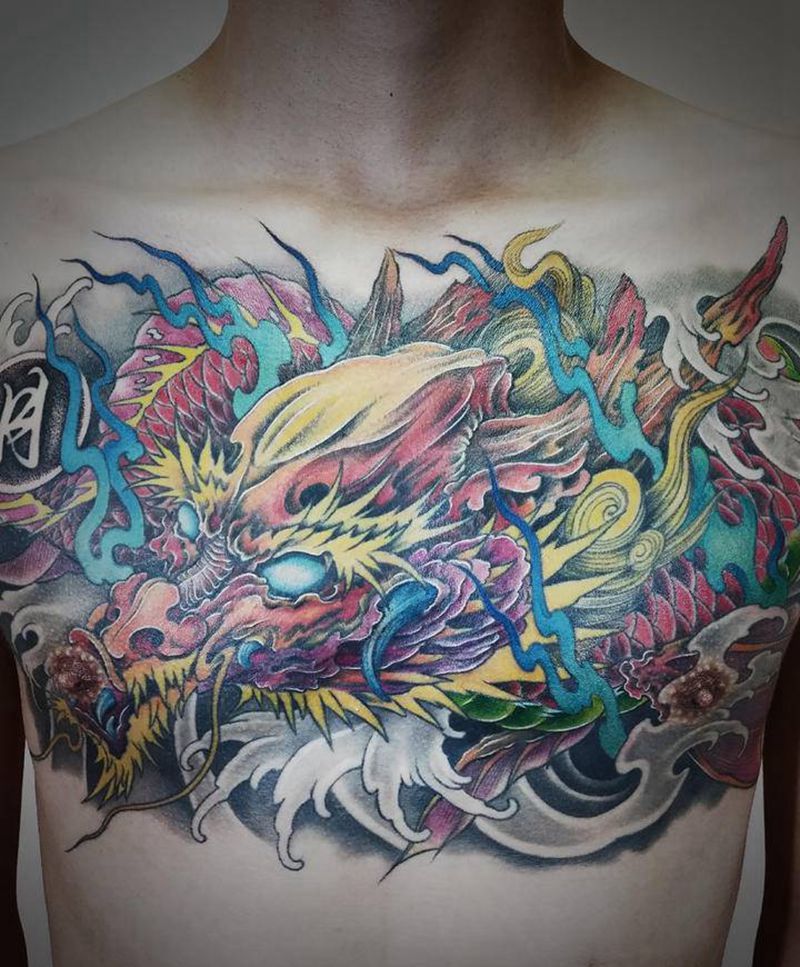 花胸纹身图片_胸部新传统重彩龙纹身图案