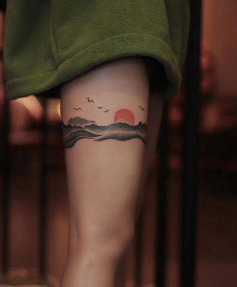 水墨腿环纹身图片_腿部水彩水墨纹身图案