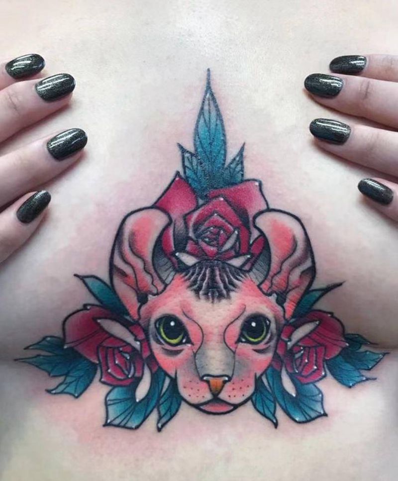 猫纹身图片_胸部Old School纹身图案