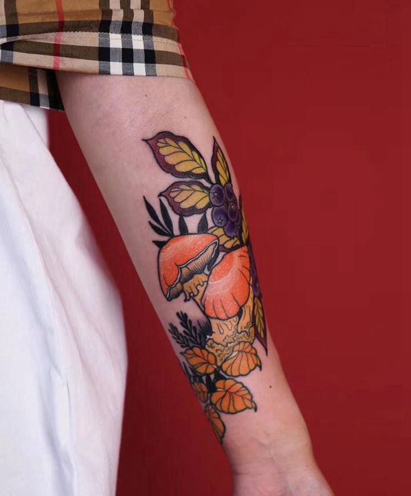 蘑菇纹身图片_手臂Old School纹身图案