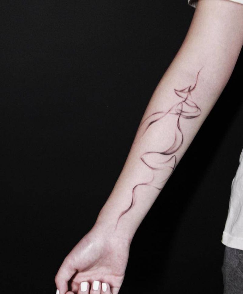 烟雾纹身图片_手臂纹身图案