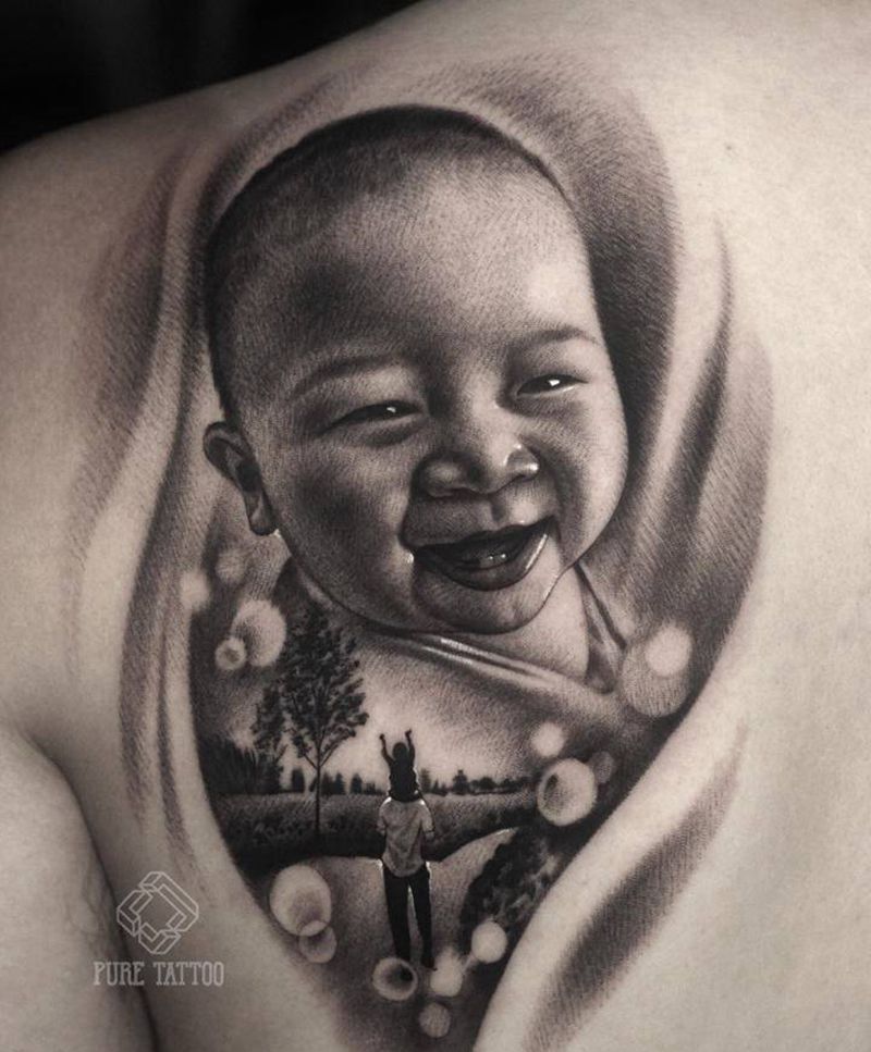 肖像作品纹身图片_肩部欧美写实肖像纹身图案