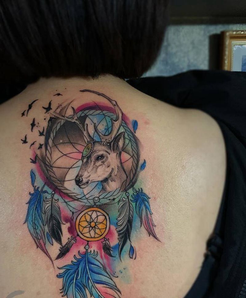 捕梦网纹身图片_背部水彩纹身图案