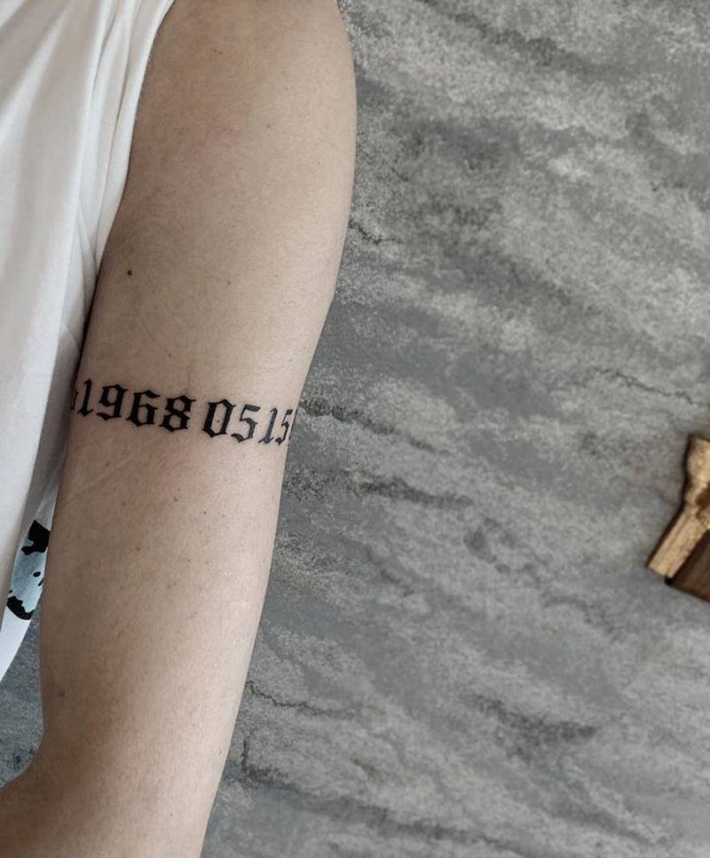 日期臂环纹身图片_手臂纹身图案