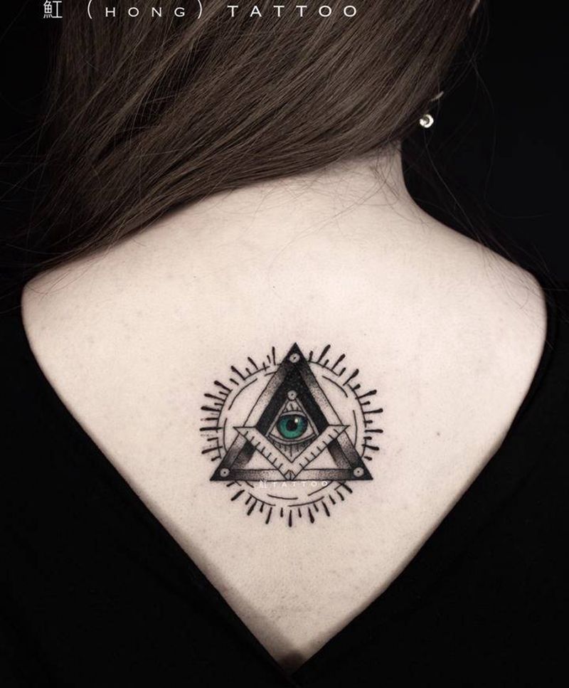 上帝之眼纹身图片_背部手臂点刺图腾上帝之眼眼睛几何点刺纹身图案
