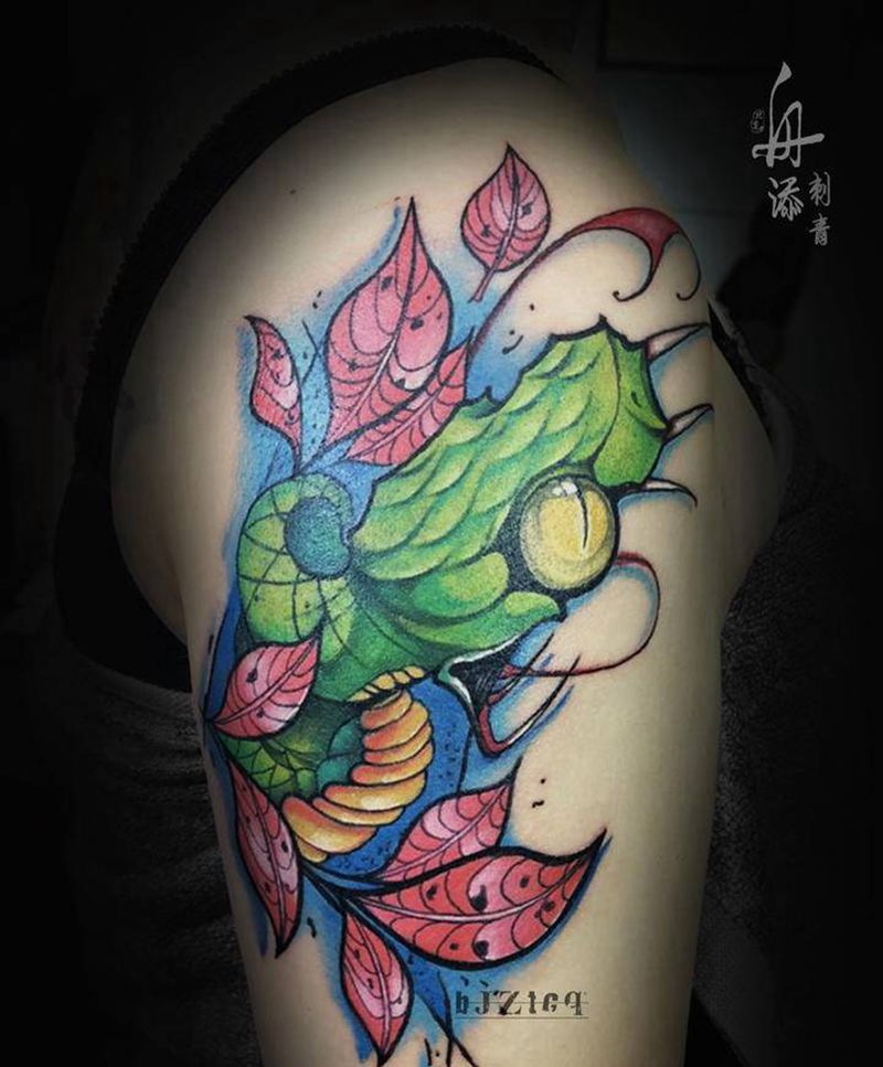 蛇纹身图片_肩部手臂New School水彩蛇纹身图案