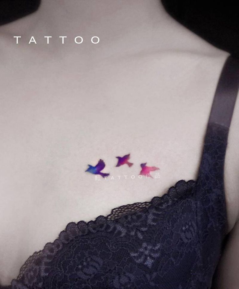 性感小清新纹身图片_胸部颈部水彩小清新植物性感小图案锁骨小清新纹身图案