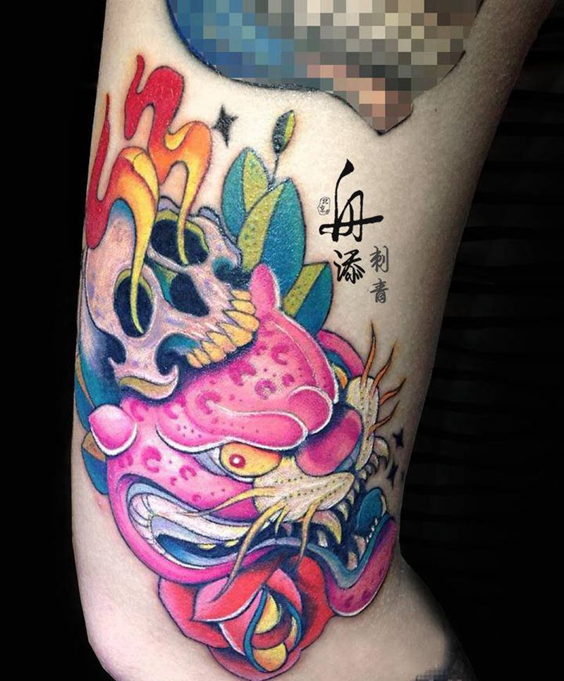 粉红豹纹身图片_手臂New School豹子动物纹身图案