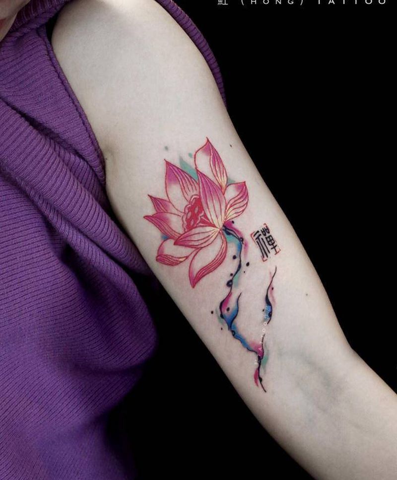 水彩荷花纹身图片_手臂脚部水墨水彩荷花水彩莲花纹身图案