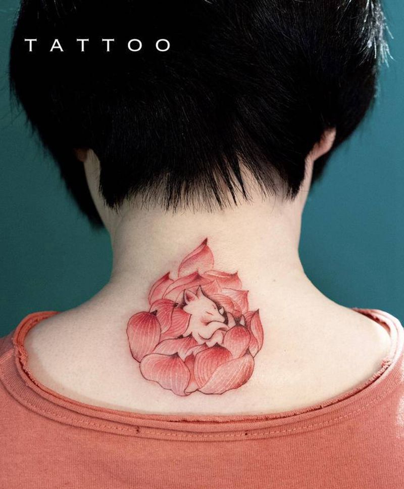 荷花&狐狸纹身图片_颈部肩部水彩New School狐狸荷花小清新纹身图案