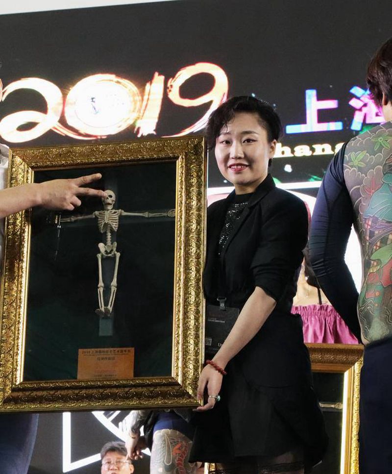 荣誉纹身图片_纹身奖牌纹身图案