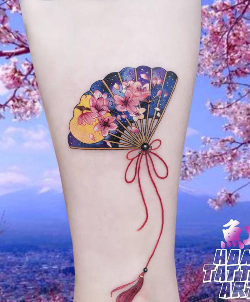 扇子纹身图片_腿部脚部New School水彩扇子星空日式纹身图案