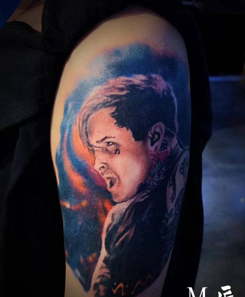 Mitch  Lucker纹身图片_手臂肩部New School欧美写实彩色写实纹身图案