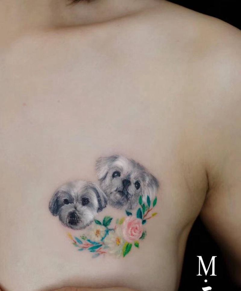 宠物狗纹身图片_胸部欧美写实狗狗纹身图案