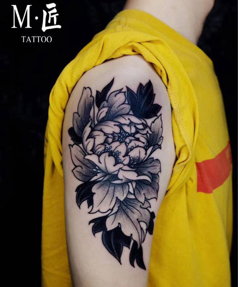 花纹身图片_手臂New School点刺花纹身图案