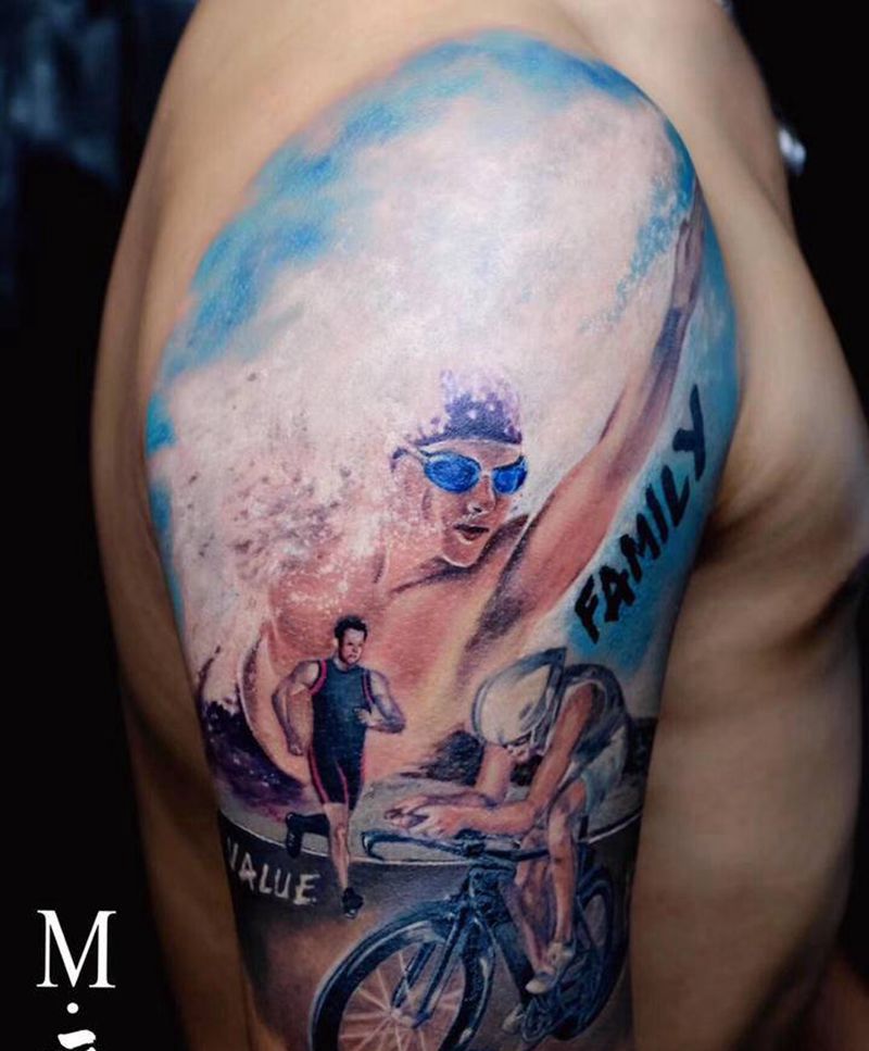 铁人三项纹身图片_手臂欧美写实铁人三项纹身图案