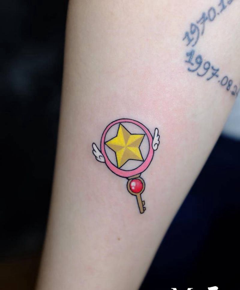 童年啊纹身图片_手臂水彩New School少女魔卡樱魔法杖小樱纹身图案