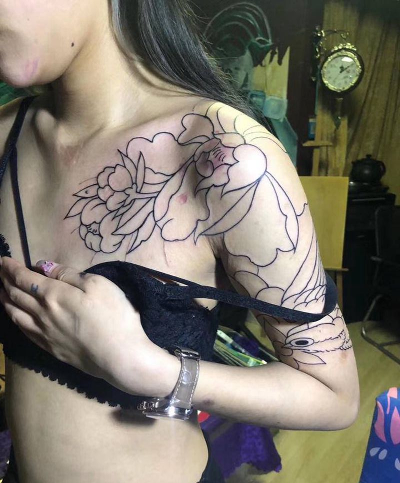 半甲少女纹身图片_手臂纹身图案