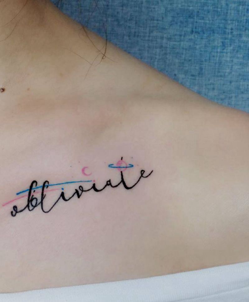 咒语纹身纹身图片_肩部花体字咒文哈利波特星空纹身图案