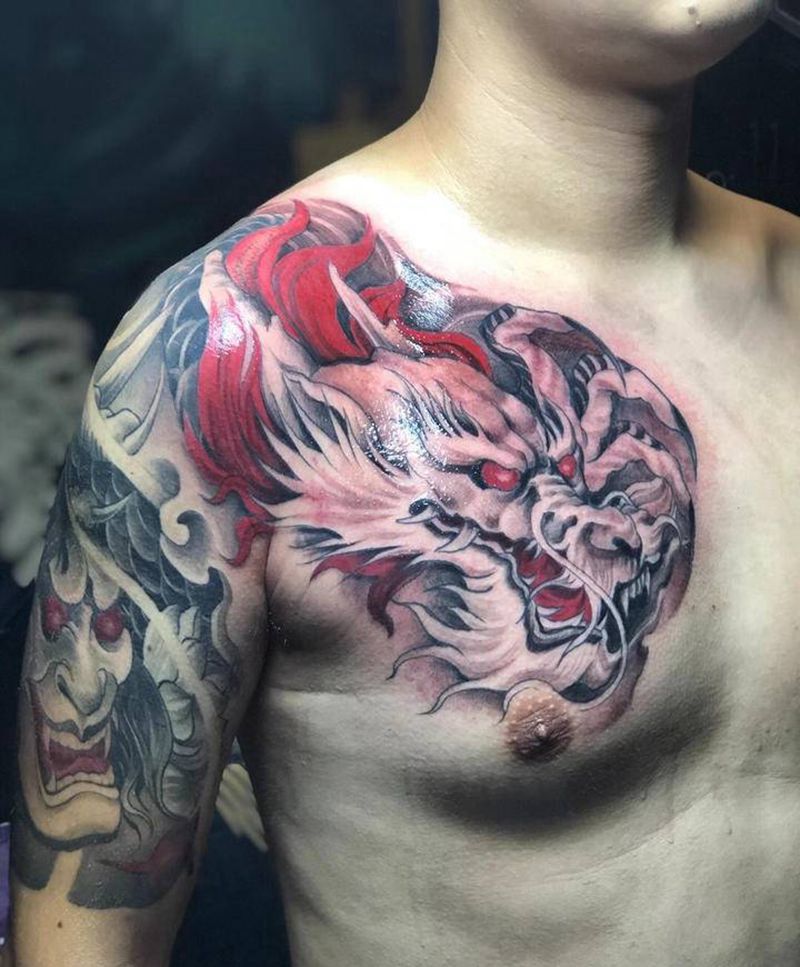 过肩龙纹身图片_肩部手臂新传统纹身图案