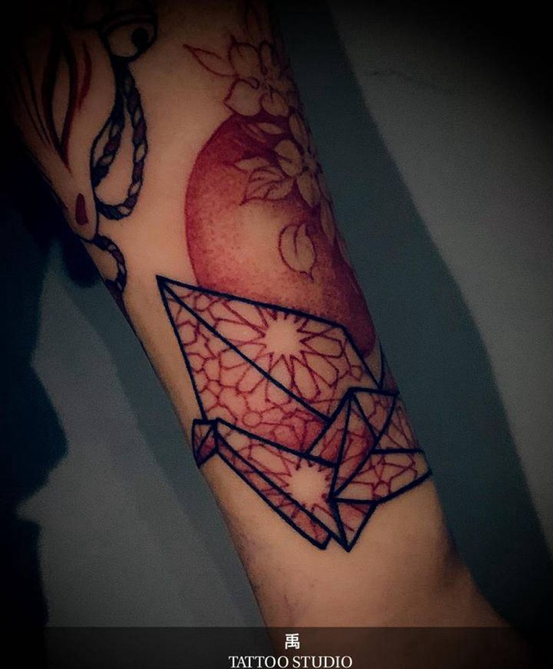 千纸鹤纹身图片_手臂纹身图案