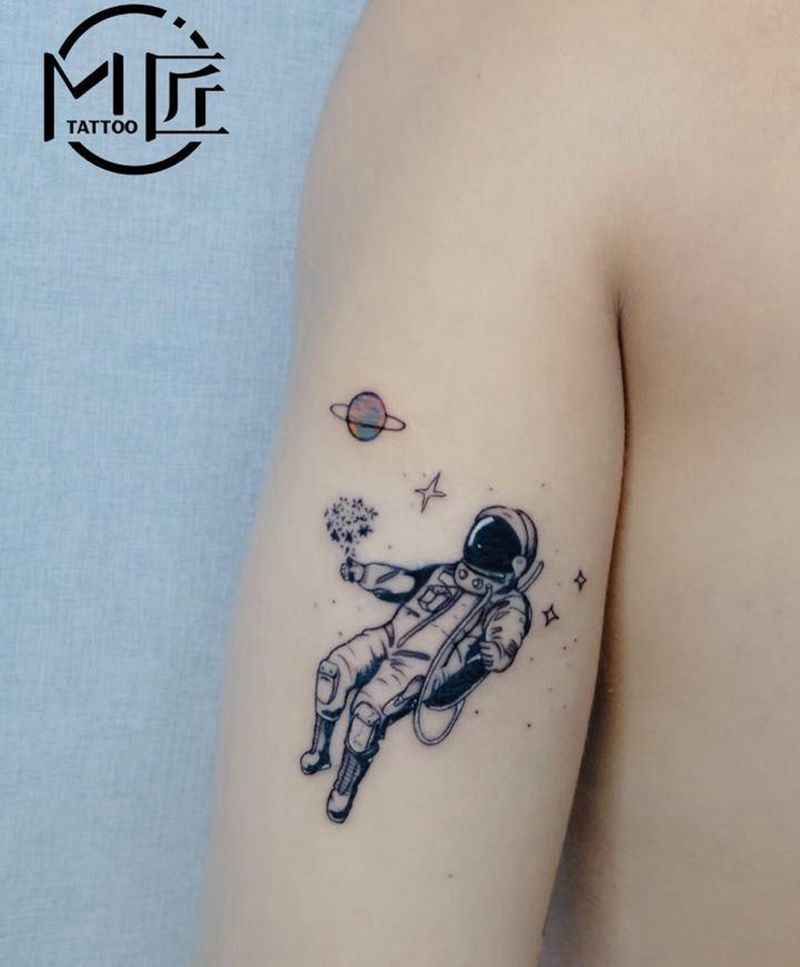 宇航员纹身图片_手臂New School宇航员纹身图案