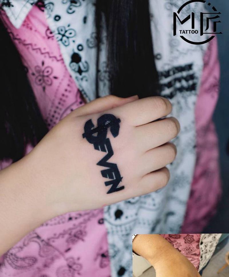 伤疤遮盖纹身图片_手部纹身图案