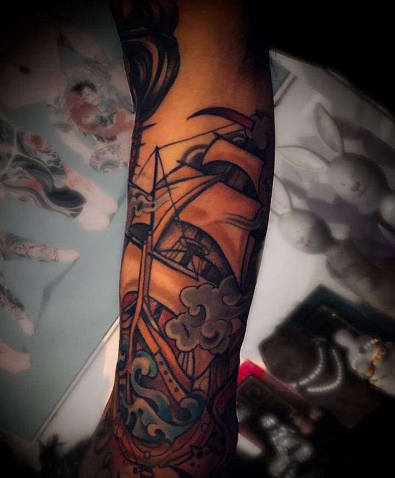 船纹身图片_手臂纹身图案