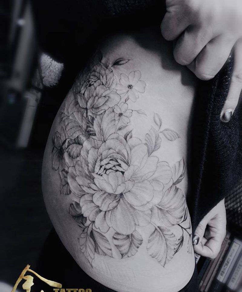 素花纹身图片_腿部素花纹身图案