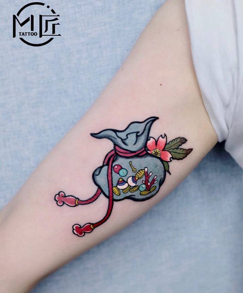 原创设计福袋纹身图片_手臂纹身图案