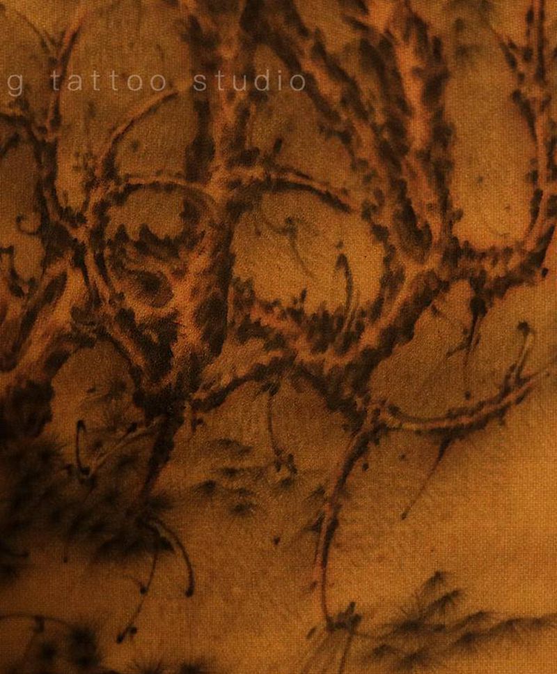 书短苦夜长纹身图片_手部手臂新传统水墨刑天战神纹身图案