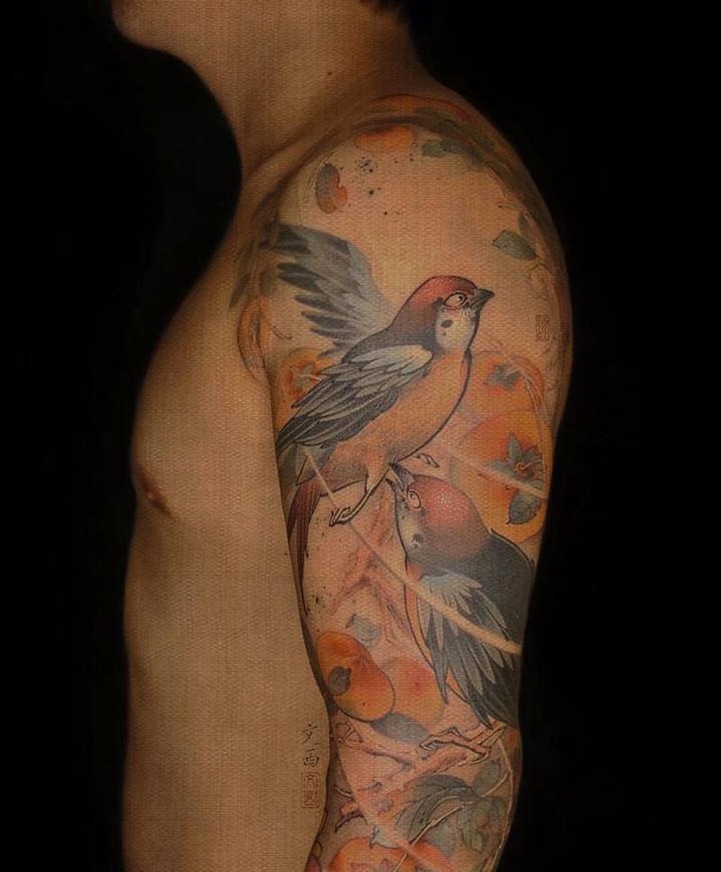 柿子谷双飞图纹身图片_手臂手部新传统水墨花鸟纹身图案